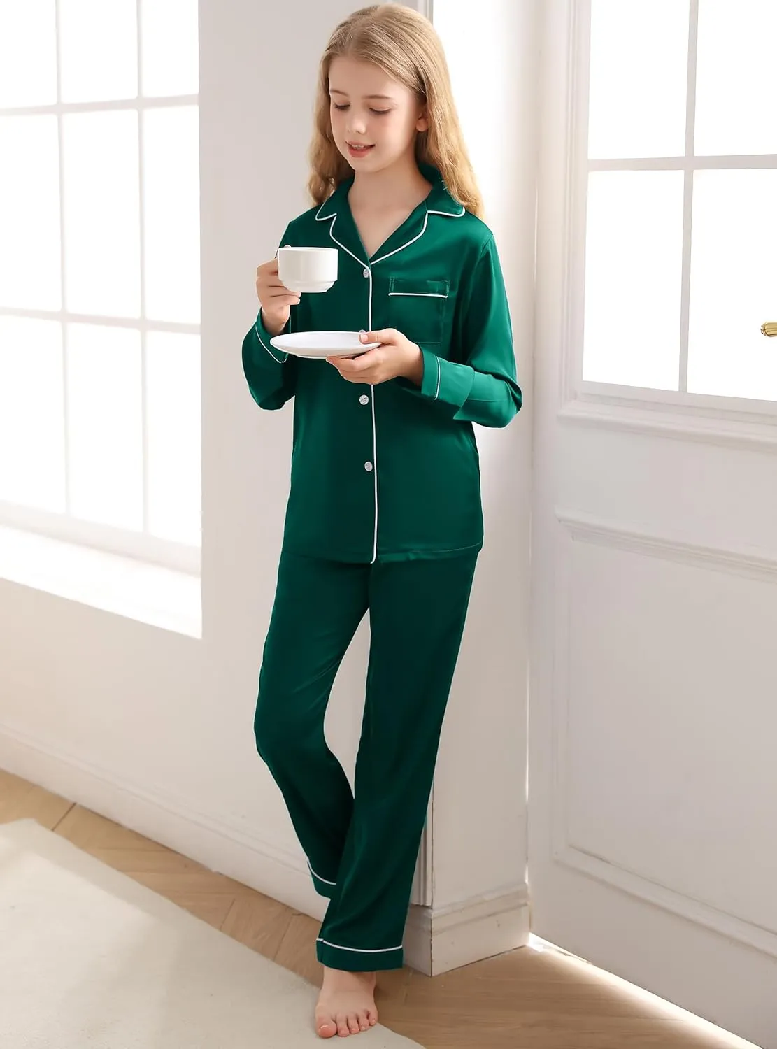 Veseacky Unisex Satin Pajamas Set Boys Girls Silk Pjs for Kids Long Sleeve 2 Piece Sleepwear Button-Down Nightwear(4-13T)